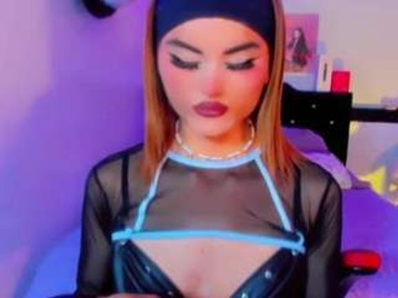 chloe-hot-xxx
