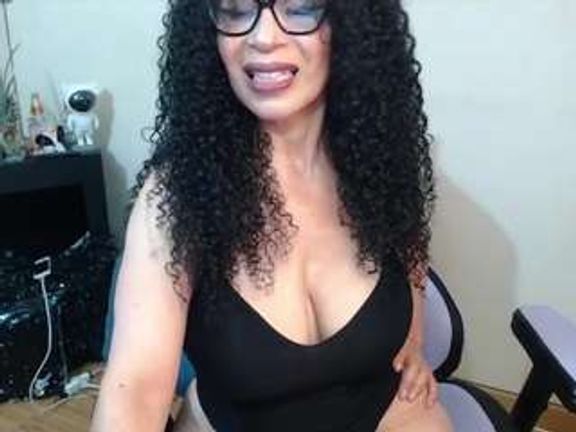 SalomeLHot
