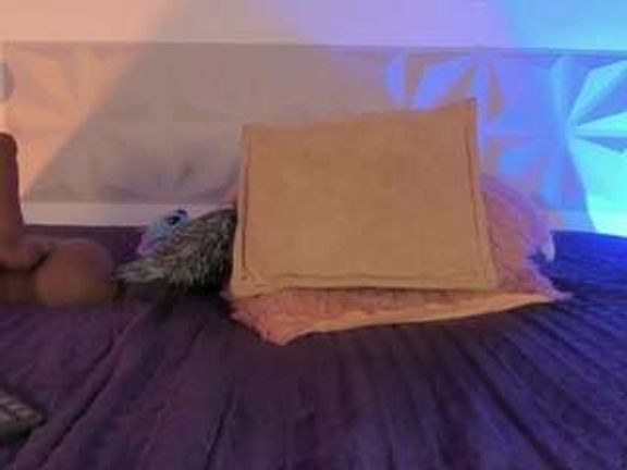 IsabellaCruz1