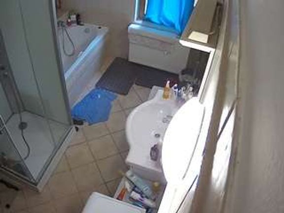Julmodels Bathroom 2nd Floor-2