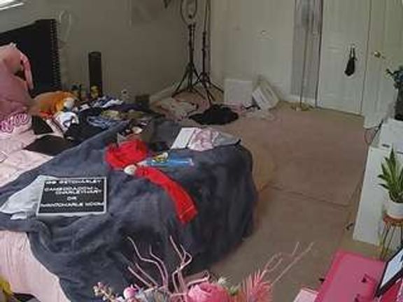 voyeurcam house charleys room