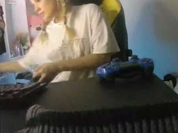 voyeurcam sexy little ana
