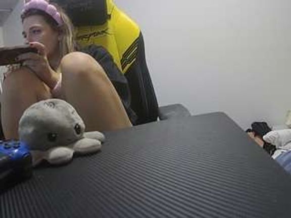 voyeurcam sexy little ana