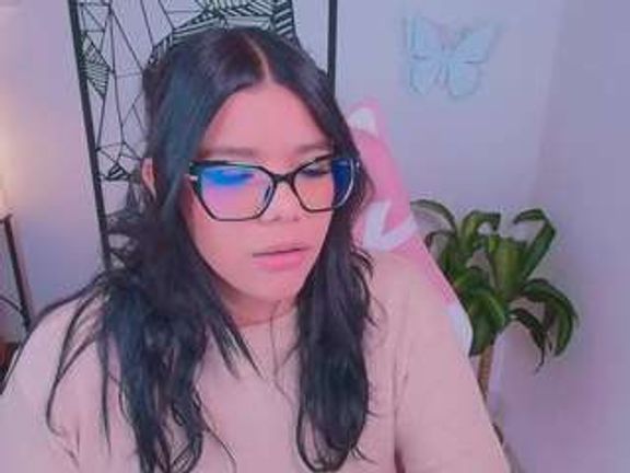 Ashleey18