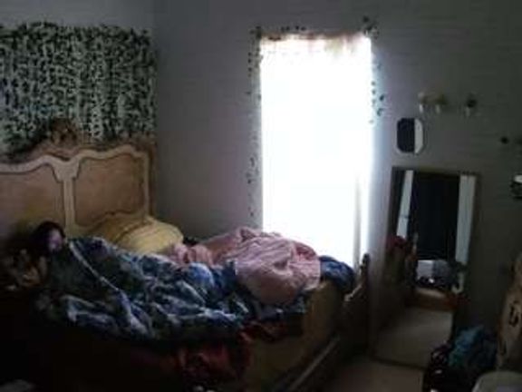 voyeurcam hornyhostel 03