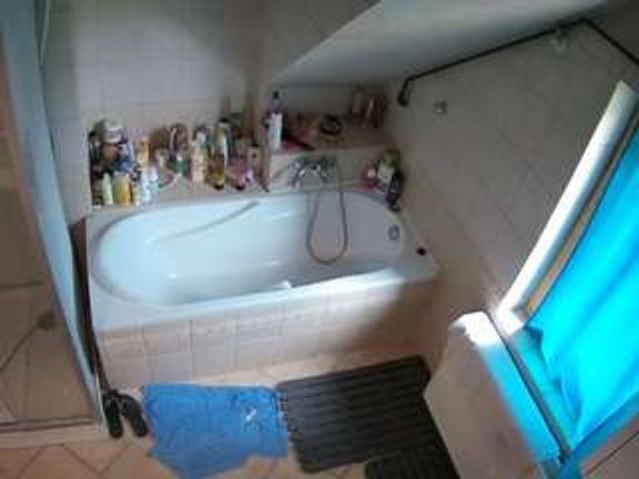 Julmodels Bathroom 2nd Floor-1