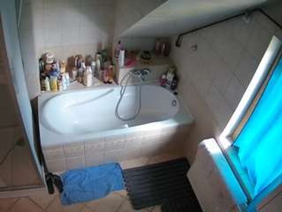Julmodels Bathroom 2nd Floor-1