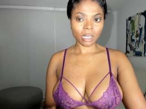 ebonydreamiin