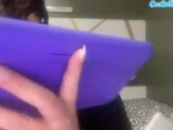thickfreakylatina