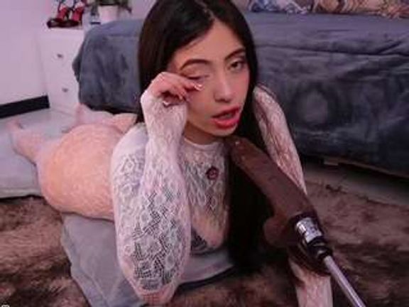 zoe-cruz21