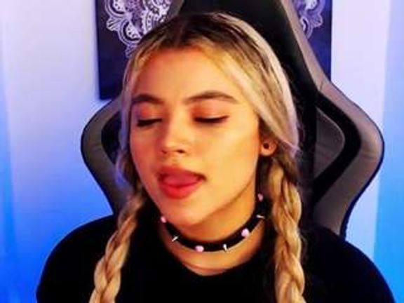 ScarlettHudsson