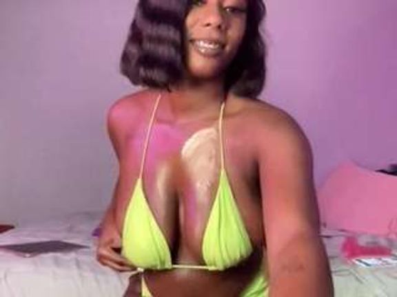 Honey Adoree's Lobby