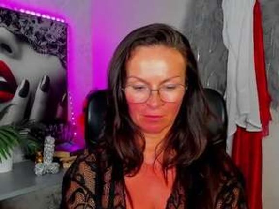 glamHelen
