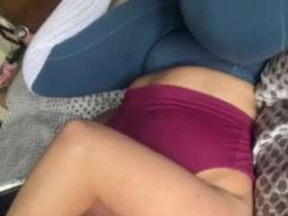 lesly Moore