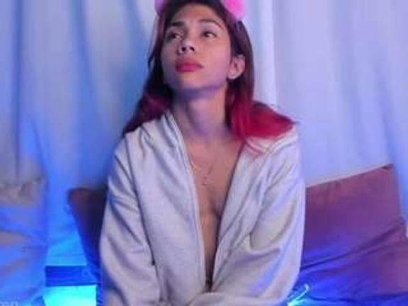 Pretty Lauren