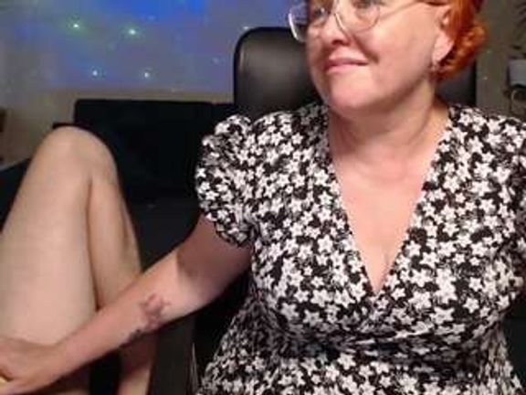 CurvyJoanna