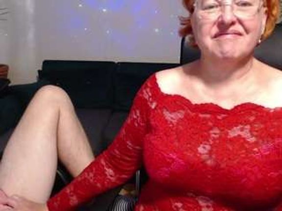 CurvyJoanna