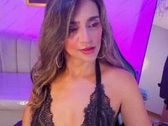 Agatha-Brooks-T