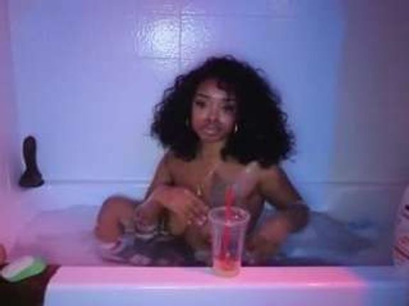 LOVELYS ROOM