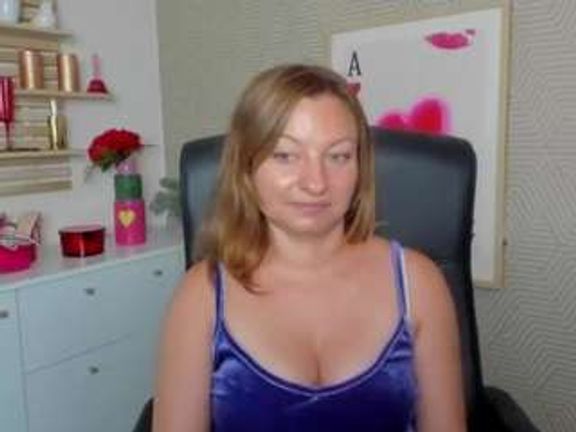 angelaLove13