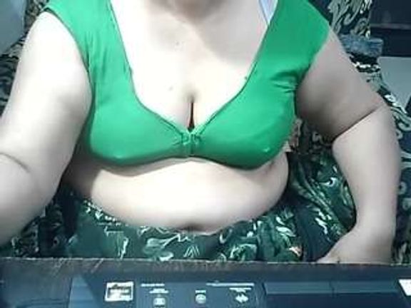 Indianbhabimilf40