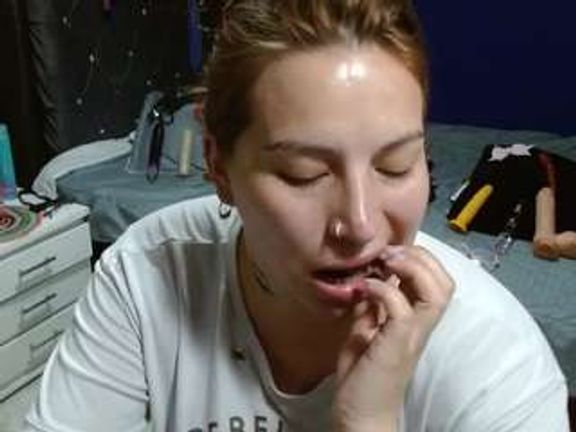 layanafuckass