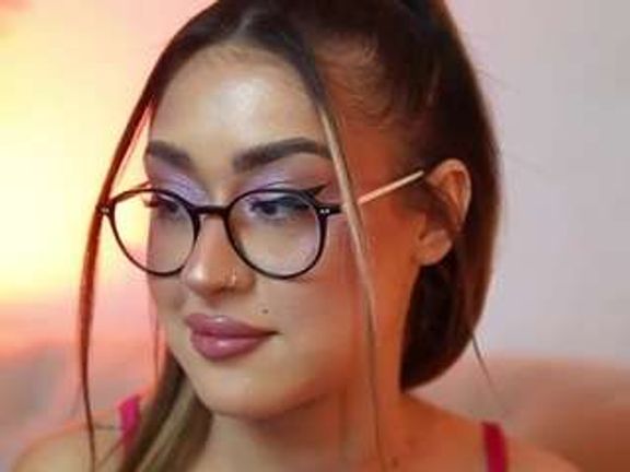 AileenAxa