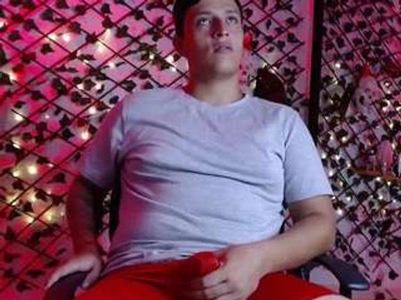 ethanlovehot