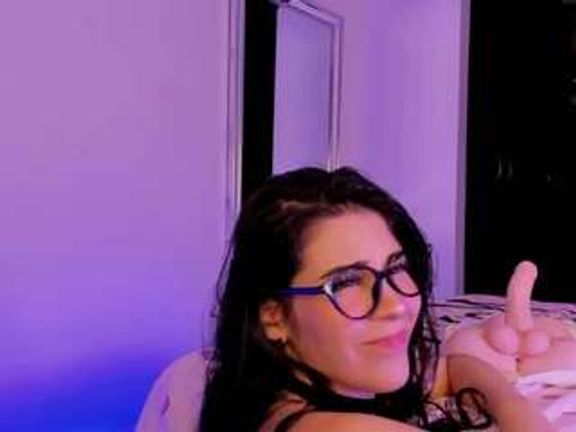 Hot_Camille