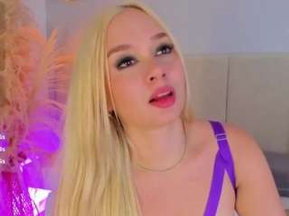 SOFIA PAMELA