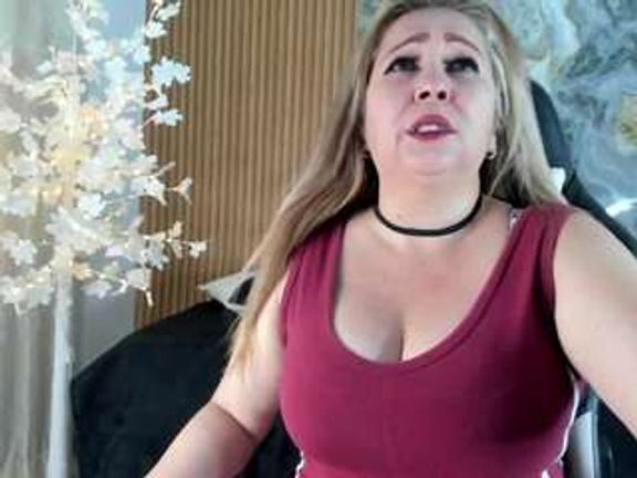 Danna38topless