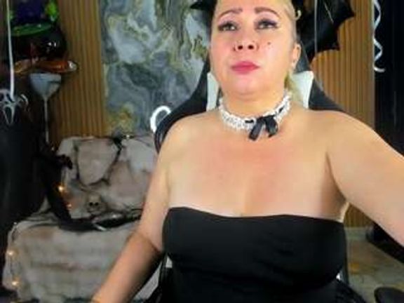 Danna38topless