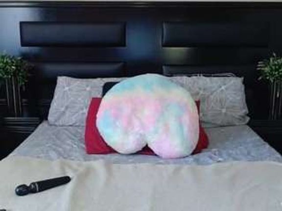 QueenNicky1
