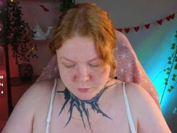CassieRedKiss