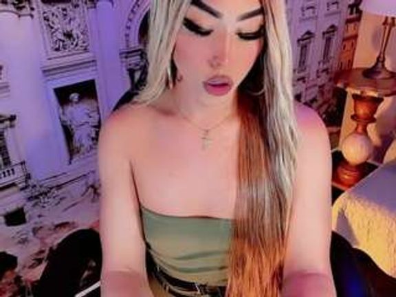 AnaiisVelvet