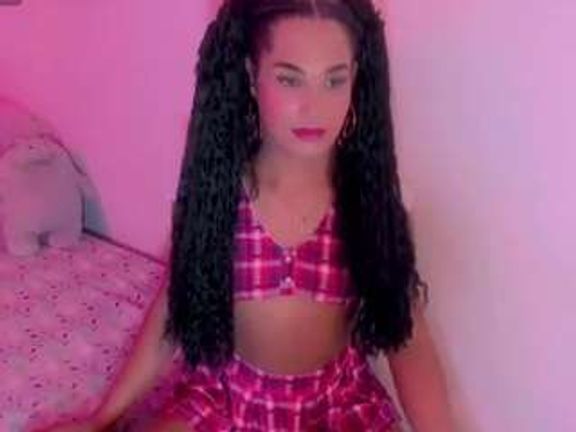 isabella-hot