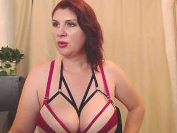 AlinaBoobs