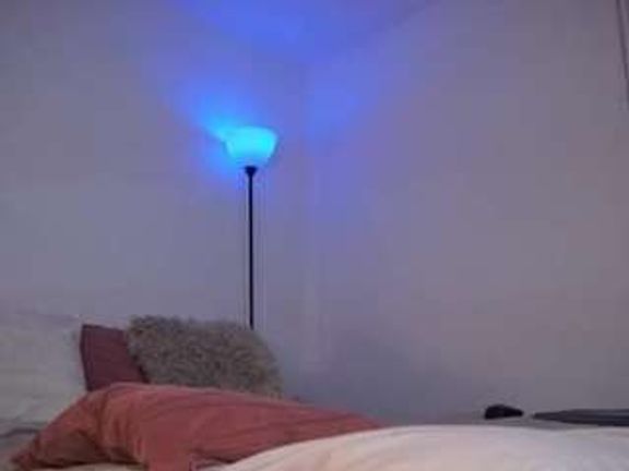 DEEPTHROAT SLUT