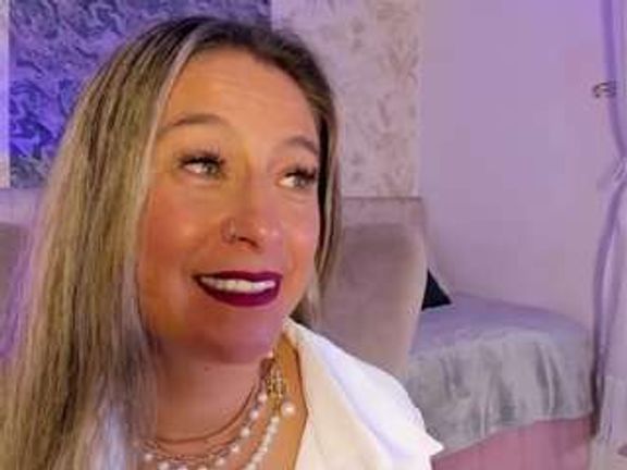 Blonde Liana