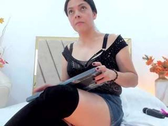 AnnaaBrooks