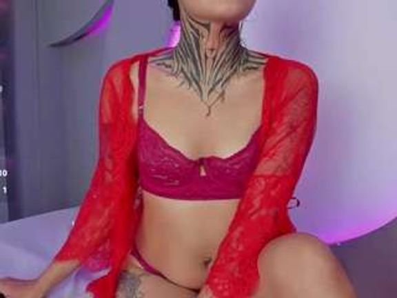 NicolleSweett04