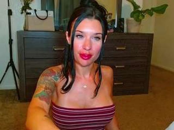 Tight Tiny MILF