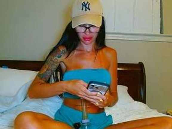 Tight Tiny MILF