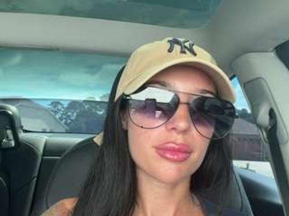Tight Tiny MILF