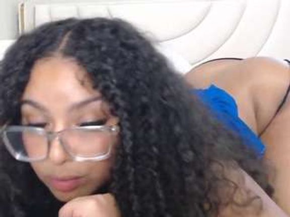 Lia L