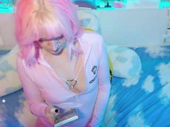squeezypeach