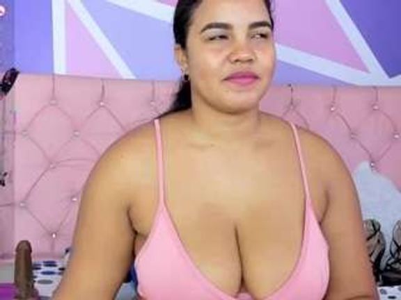 angie-bigass