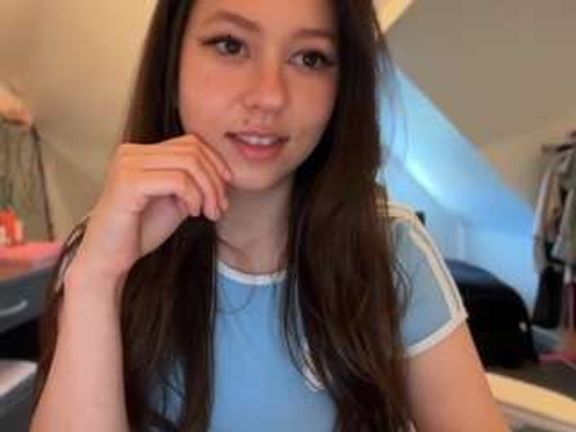 AnnAngelq