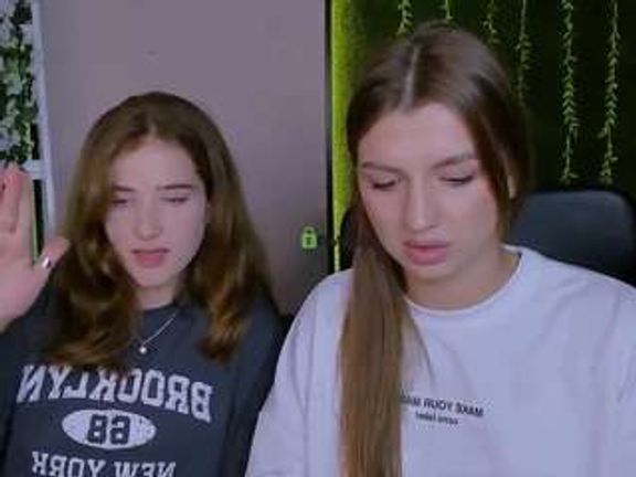 hanna-kiss3