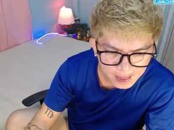 GorgeousAdamxx